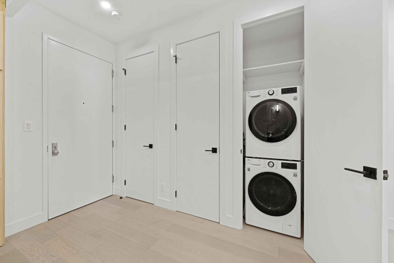 426 7th Ave #5 - Photo 7 of 7