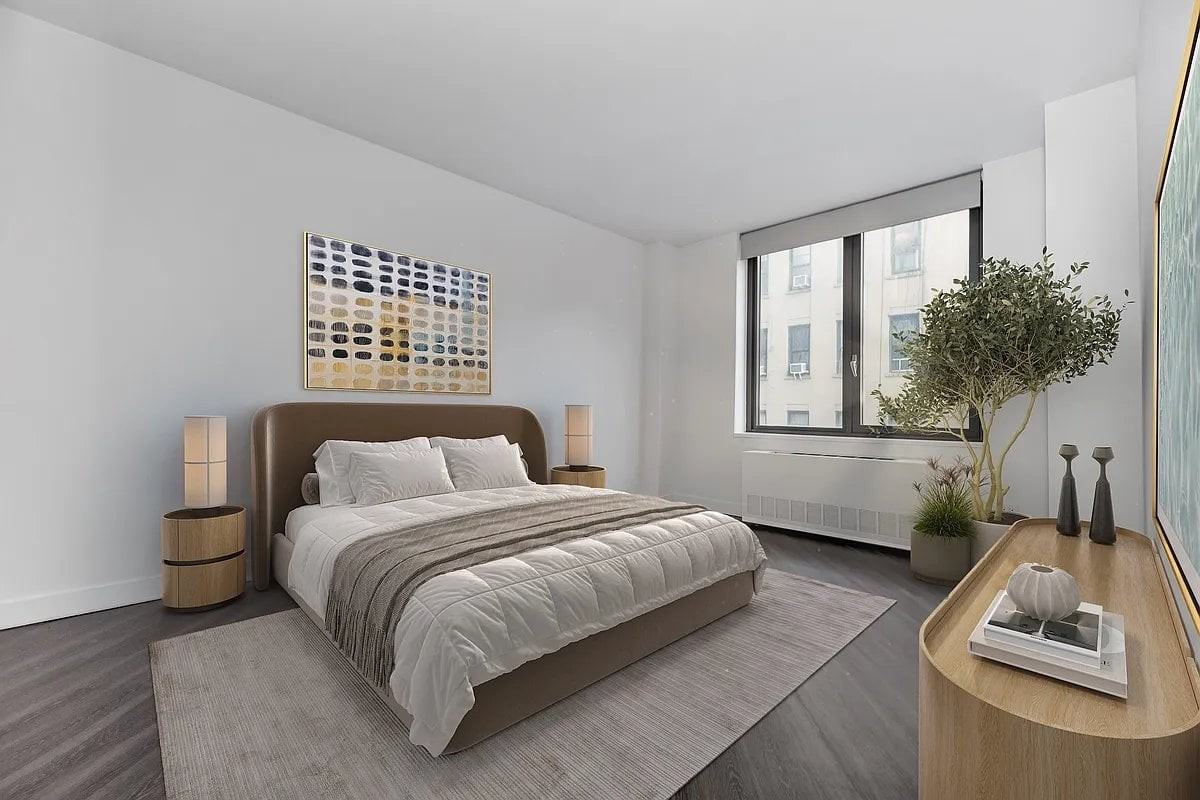 250 E Houston St #7D - Photo 2 of 17