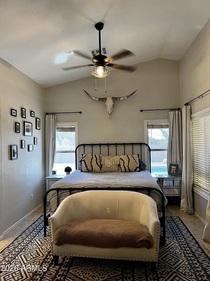 4053 W Saddlehorn Rd - Photo 7 of 13