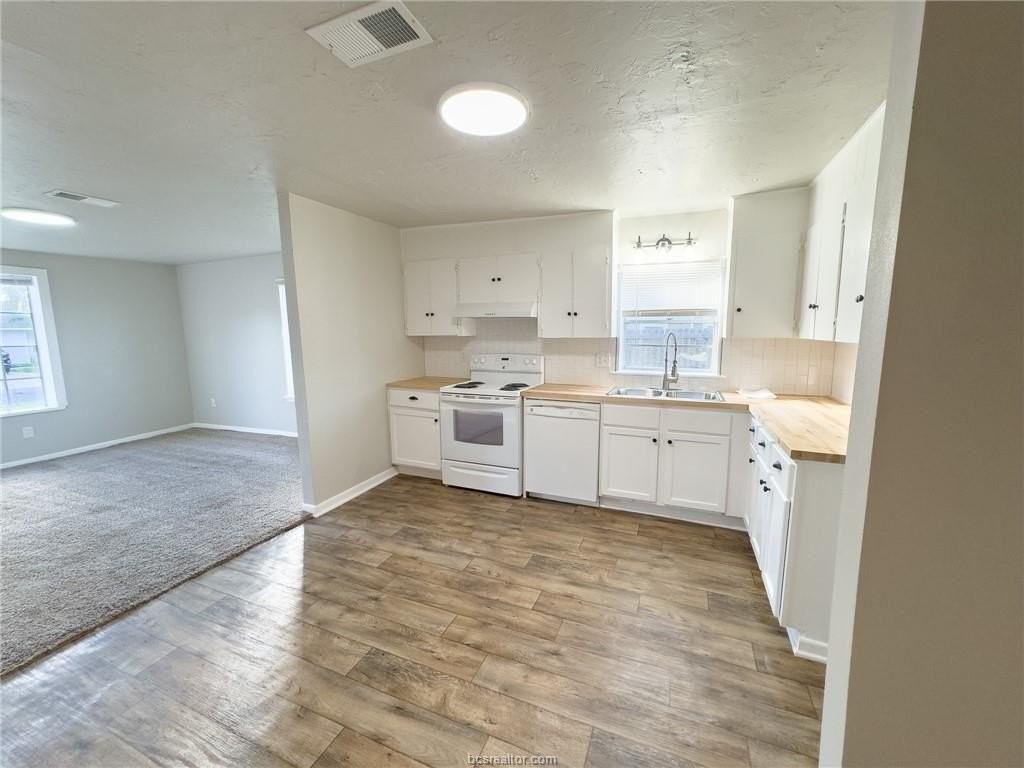 1111 Georgia St - Photo 6 of 18