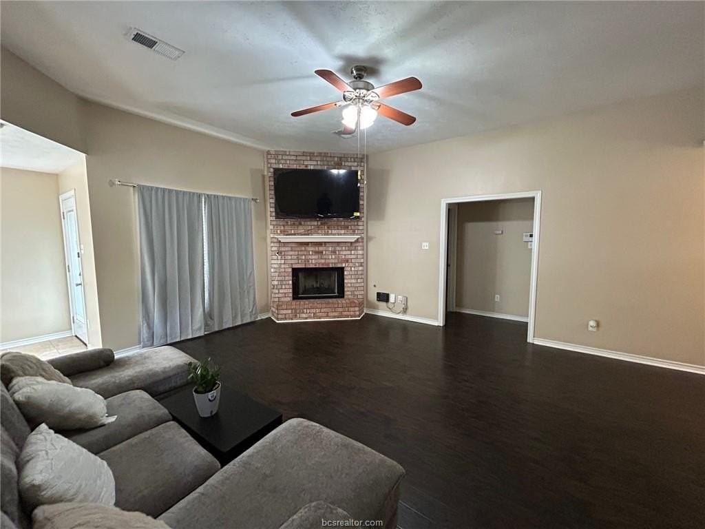 1504 Kernstown Ln - Photo 2 of 20