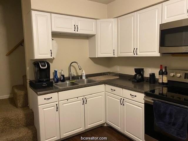 3005 1st St - Photo 5 of 18