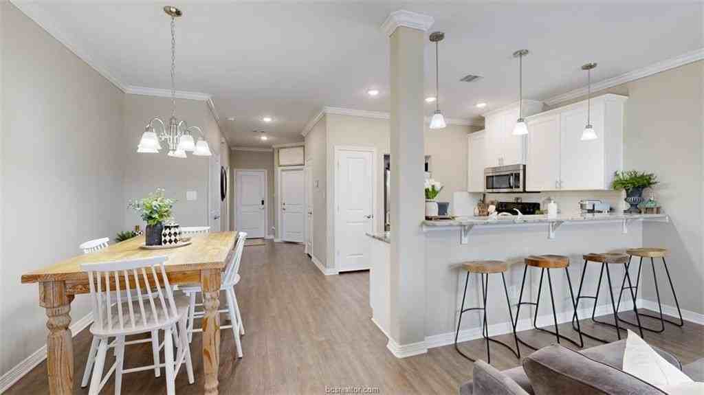 2135 Big River St - Photo 6 of 39