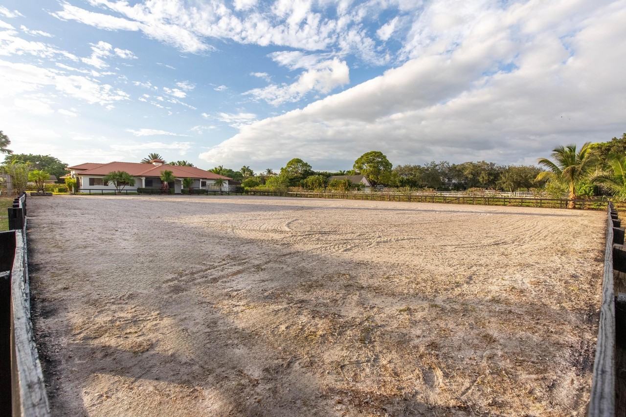 14367 Belmont Trce - Photo 3 of 21