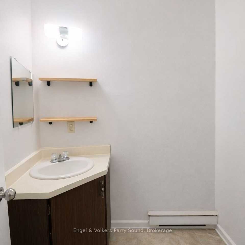 100 Muskoka Road N 37 - Photo 4 of 11