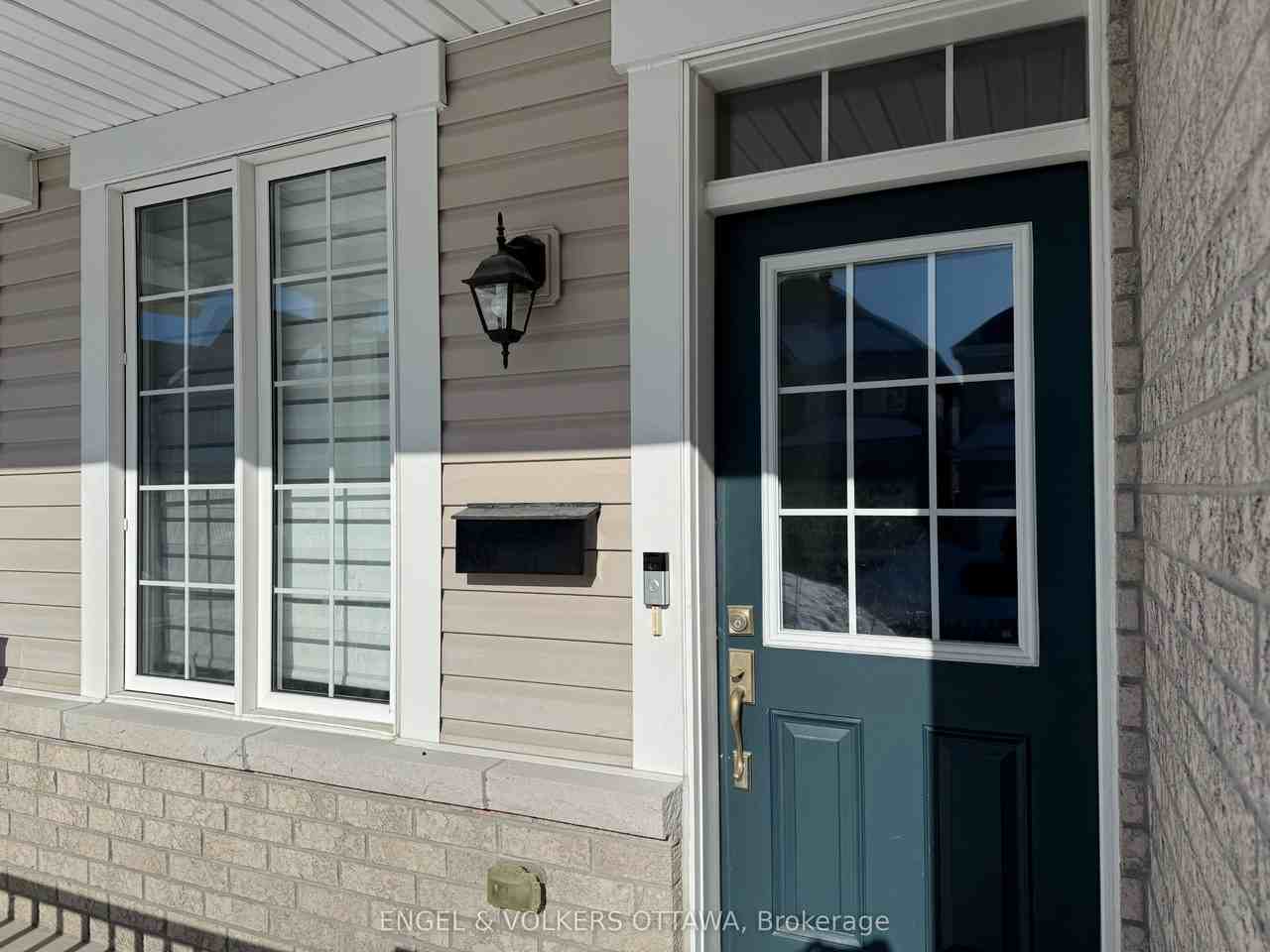 611 Silver Spruce Way - Photo 3 of 25