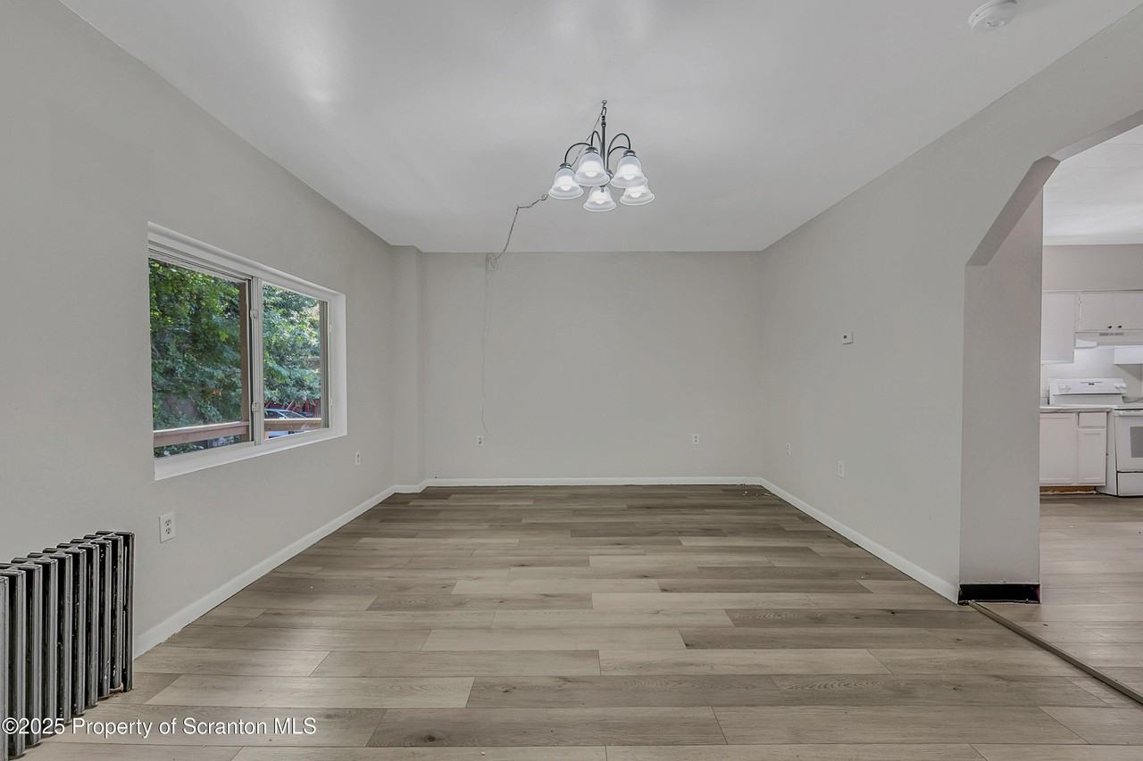 514 Stipp Ct - Photo 5 of 23