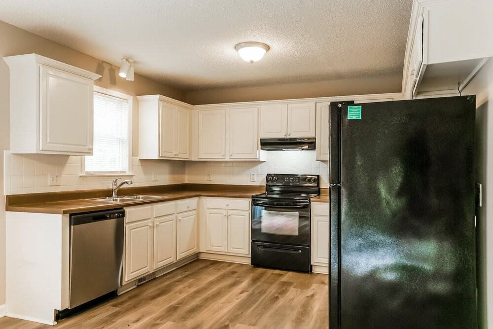 185 Jared Dr - Photo 6 of 16