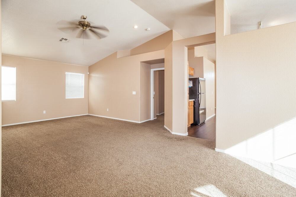 7260 Golden Star Ave - Photo 5 of 15