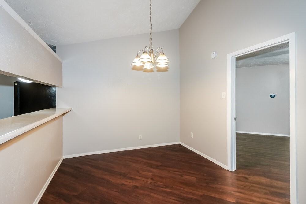 19402 San Gabriel Dr - Photo 6 of 16