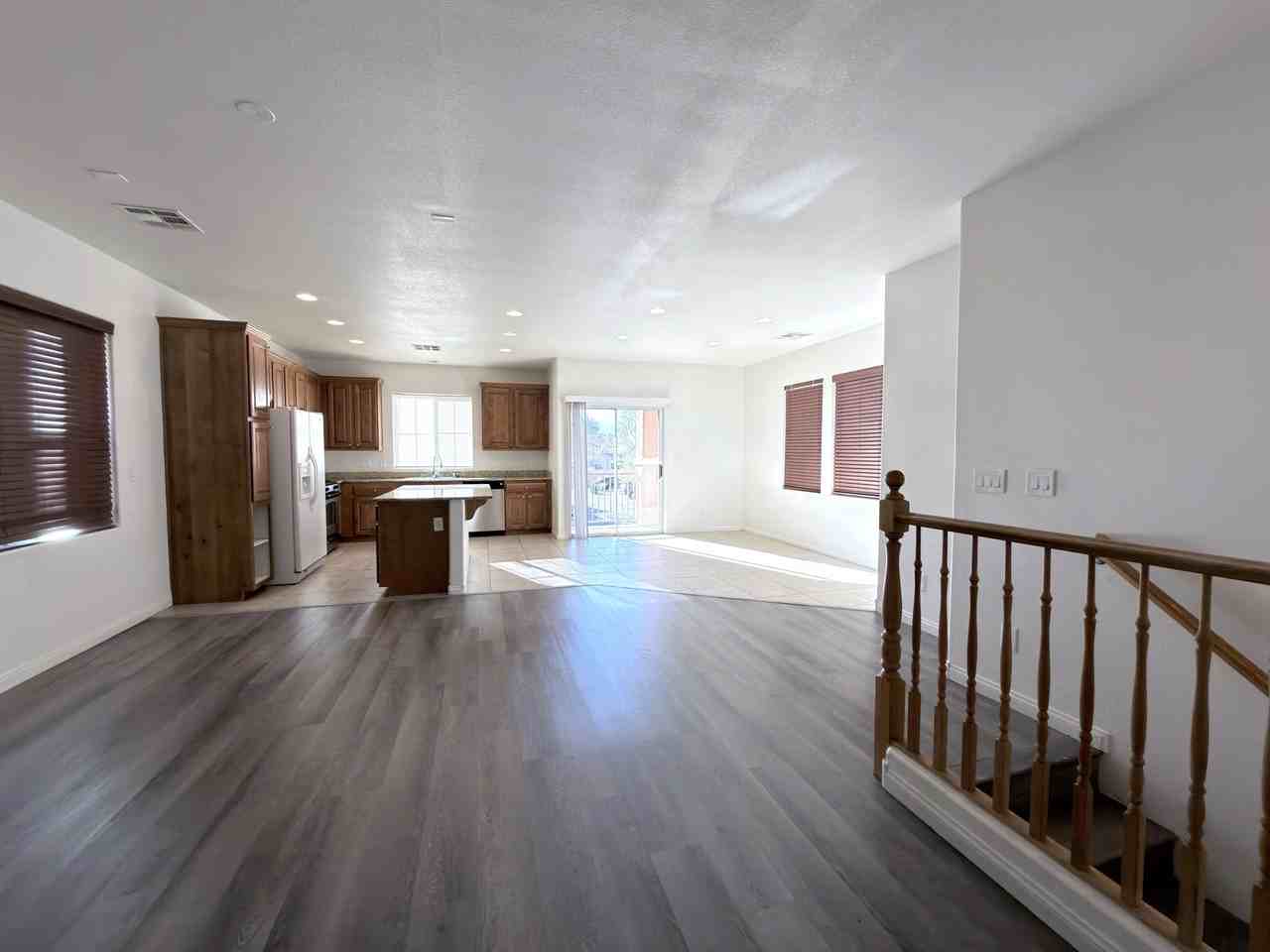 4742 Cortina Rancho St #1 - Photo 7 of 14