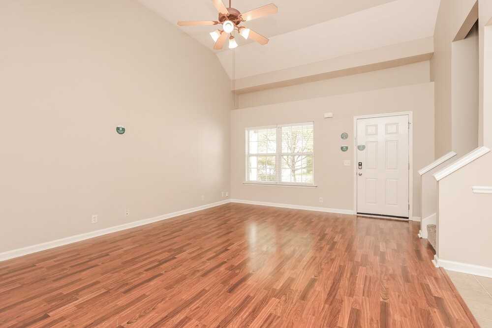 852 Dover Glen Dr - Photo 5 of 17