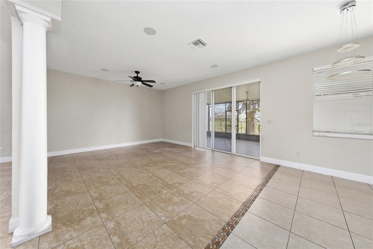 2962 White Cedar Cir - Photo 5 of 24