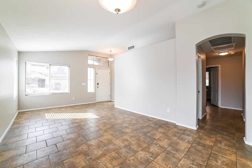 3510 W Thurman Dr - Photo 7 of 16