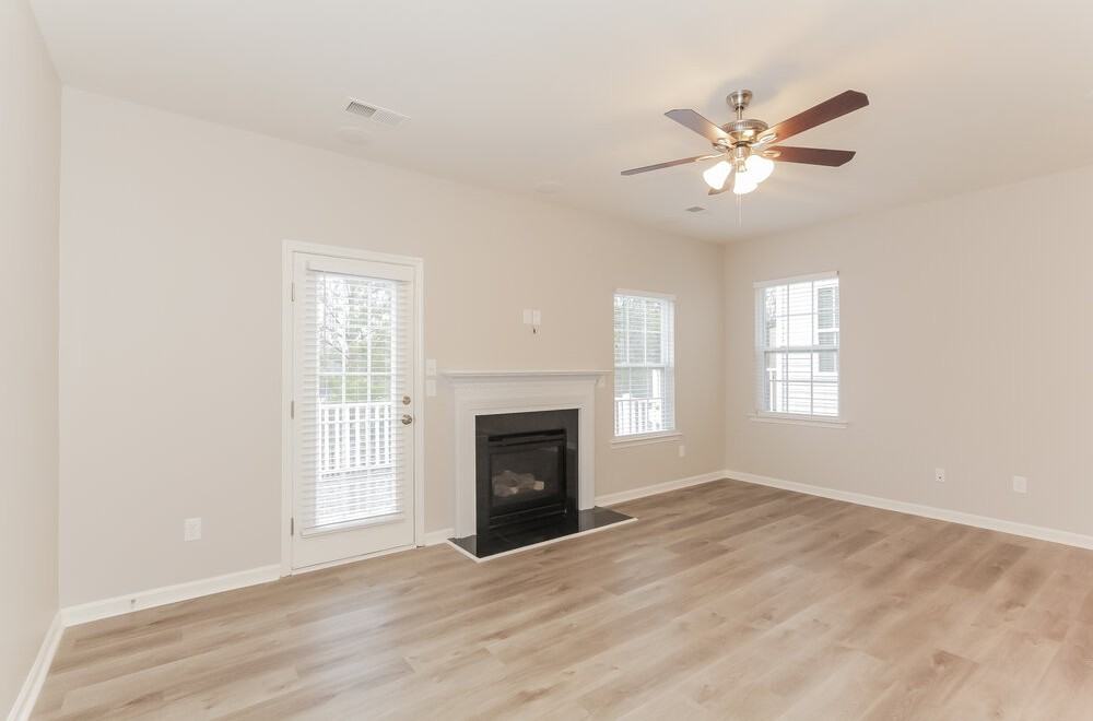 9948 Evergreen Terrace Dr - Photo 6 of 18