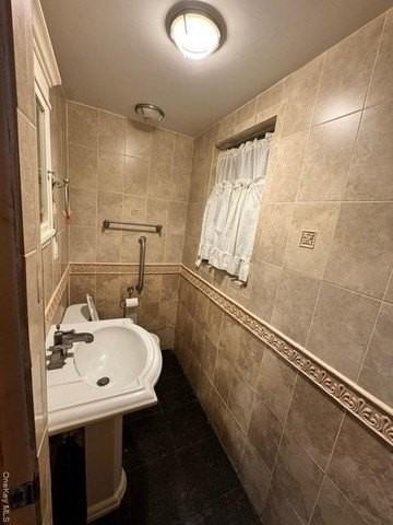 17311 Booth Memorial Ave - Photo 4 of 12