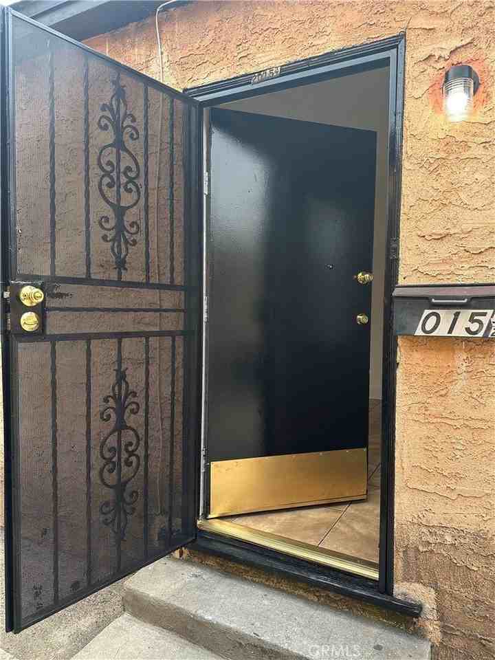 2015 Pennsylvania Ave #1-2 - Photo 2 of 2