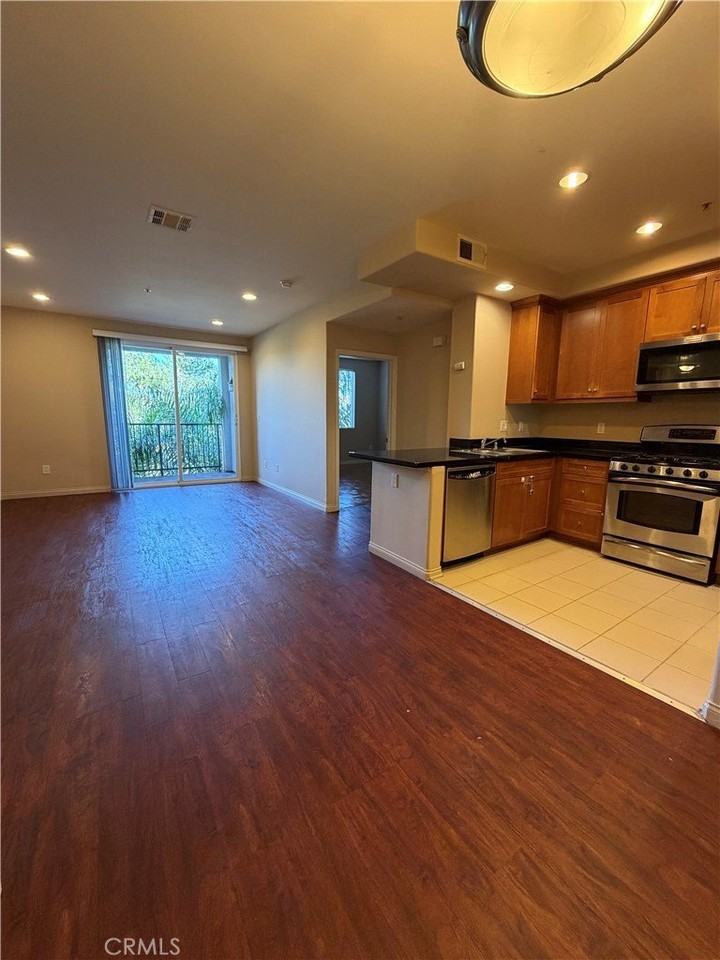 360 W Avenue 26 #330 - Photo 2 of 12