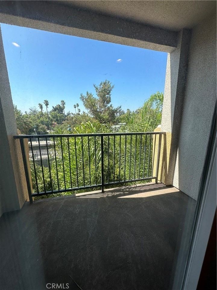 360 W Avenue 26 #330 - Photo 5 of 12