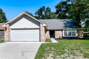 featured image of 25302 Hollybush Ln