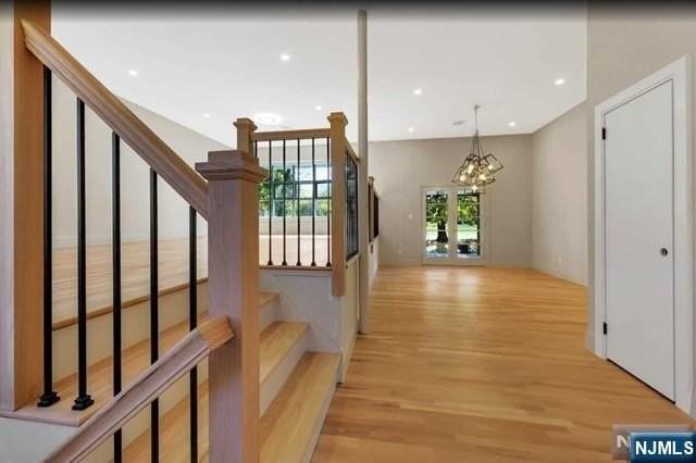 22 Greentree Ter - Photo 4 of 26