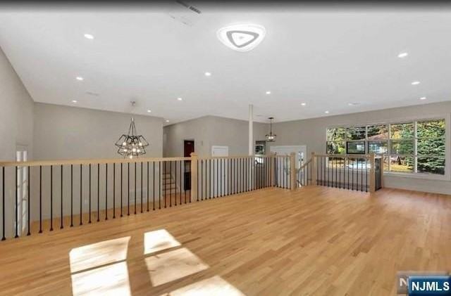 22 Greentree Ter - Photo 6 of 26