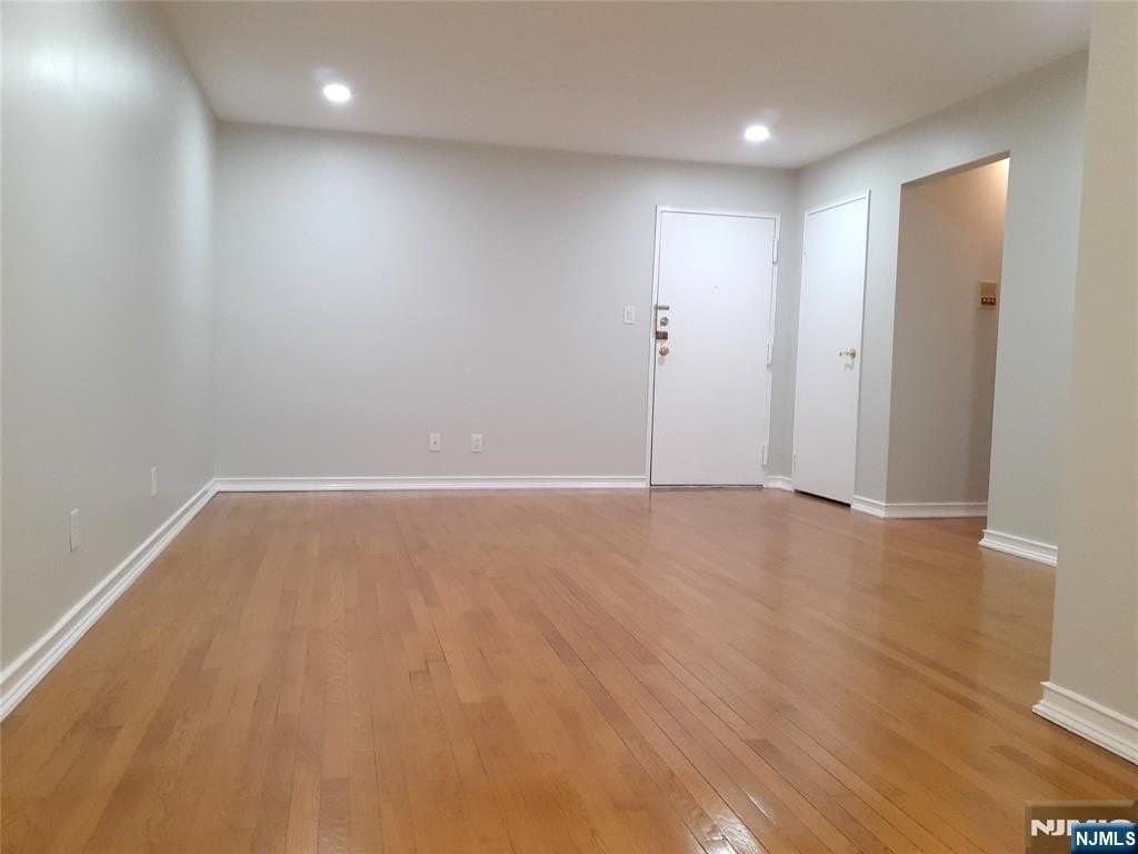 116 71st St - Photo 6 of 17