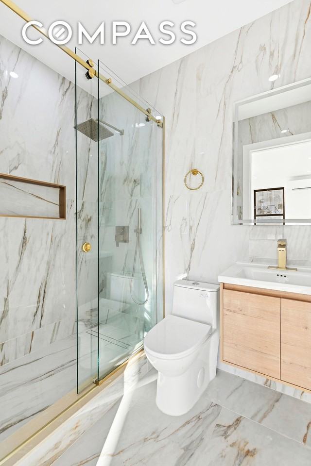 452 Dean St #3 - Photo 5 of 8