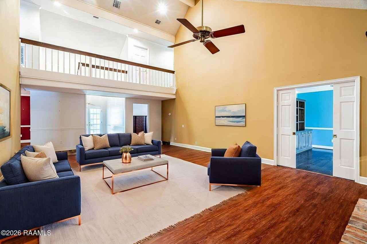 110 Rimwood Ave - Photo 3 of 23