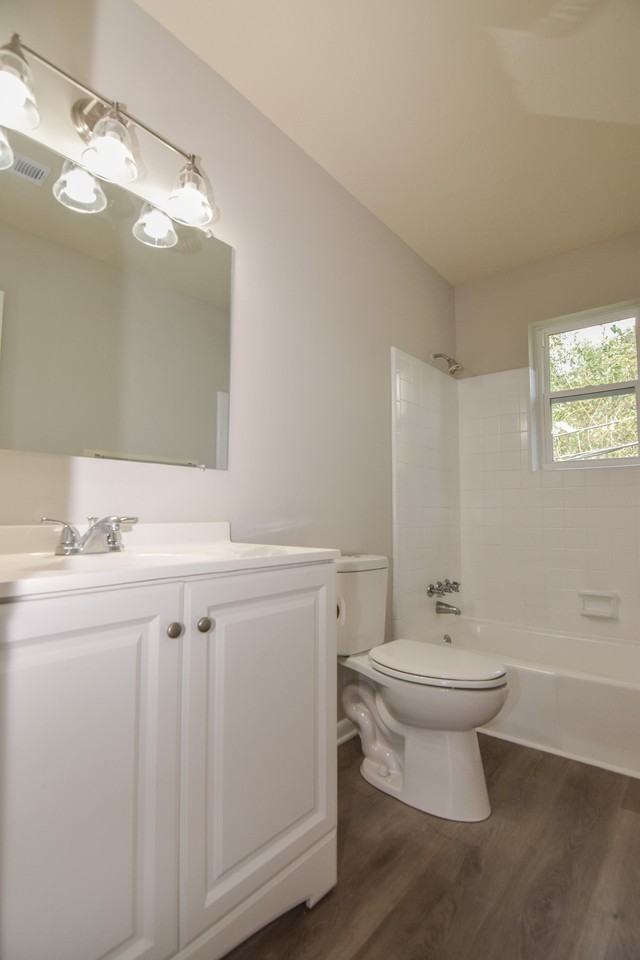 1731 West Avalon Circle #D - Photo 5 of 6