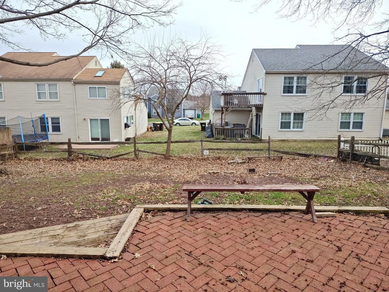 72 Whethersfield Cir - Photo 5 of 41