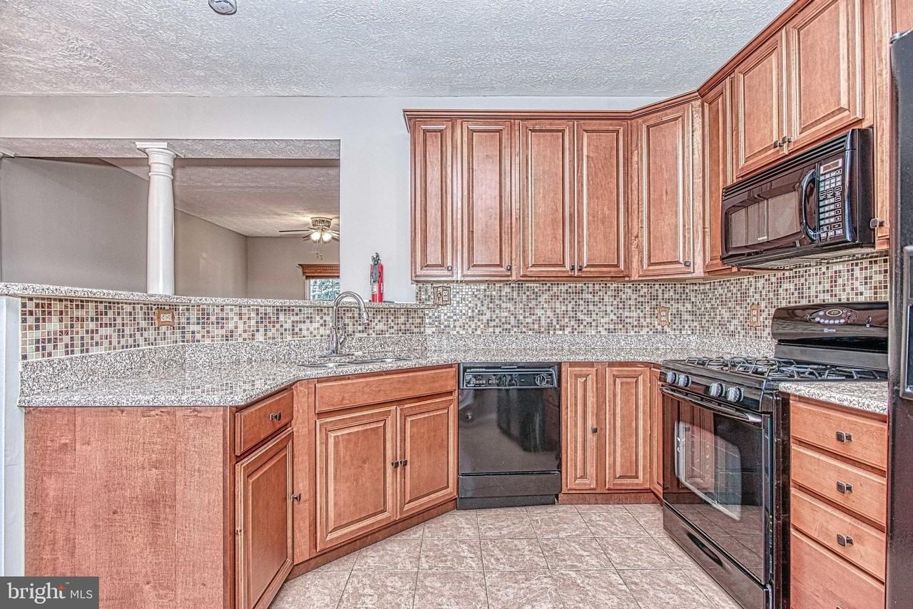 4037 Kimberley Glen Ct - Photo 6 of 50