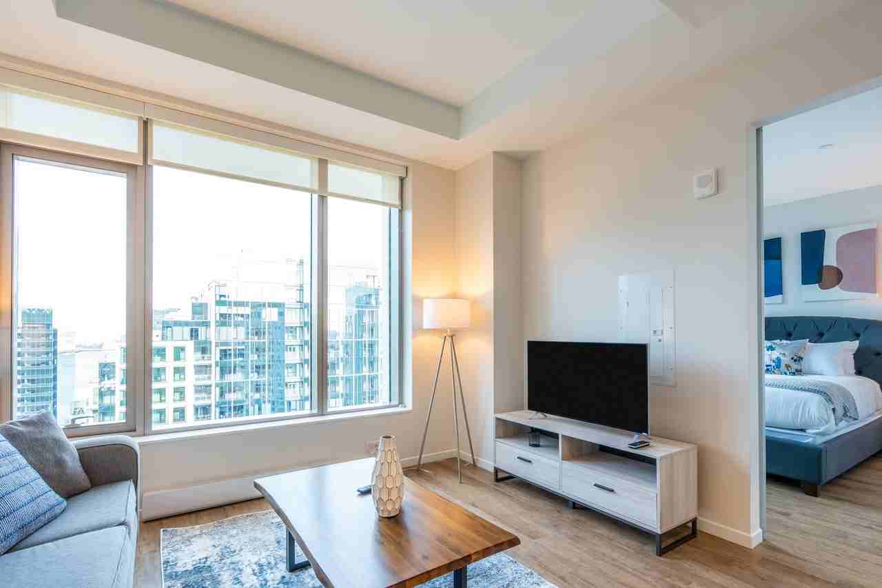 131 Seaport Blvd #1050347P - Photo 3 of 24