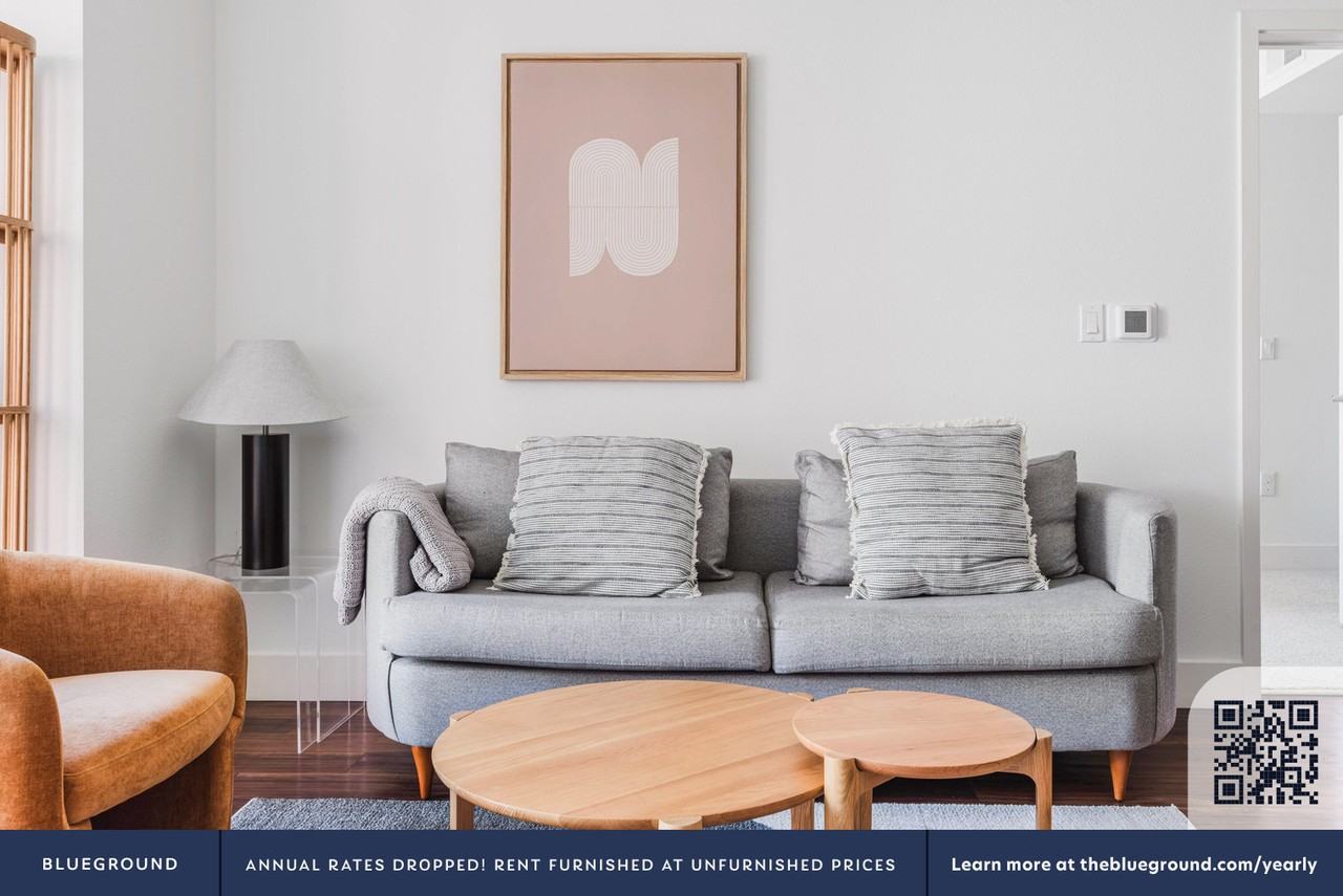 Vistamont Dr #1735 - Photo 3 of 32