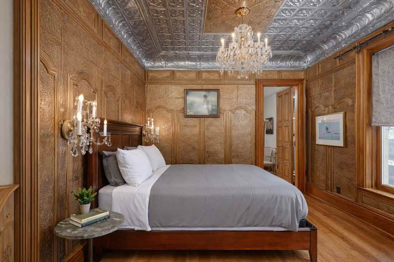 316 Court St #1241760P - Photo 5 of 32