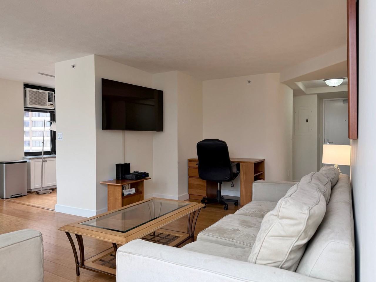 343 Hobron Ln #1327706P - Photo 2 of 33