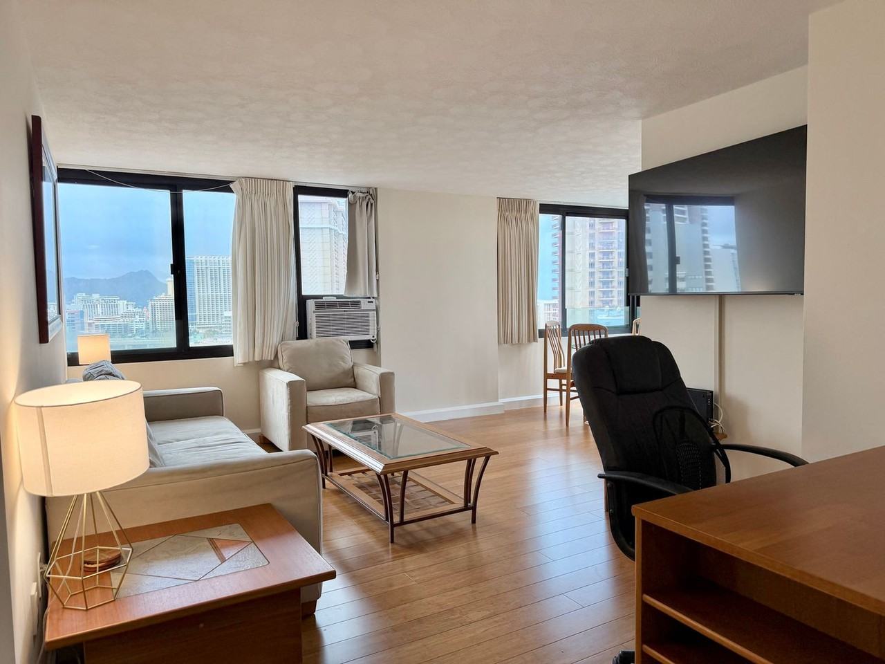 343 Hobron Ln #1327706P - Photo 3 of 33