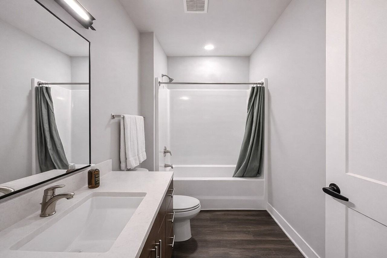 206 N 48th St #1464881P - Photo 2 of 18