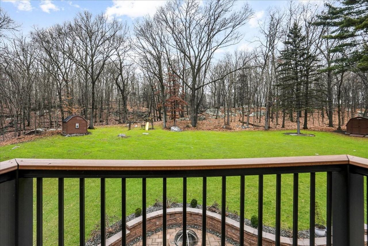 338 Clove Rd #1466547P - Photo 6 of 50