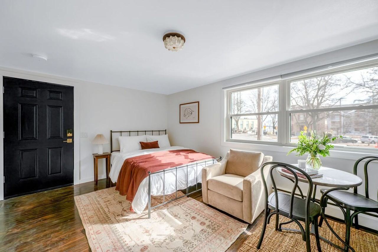 113 S Henry St #1468341P - Photo 7 of 12