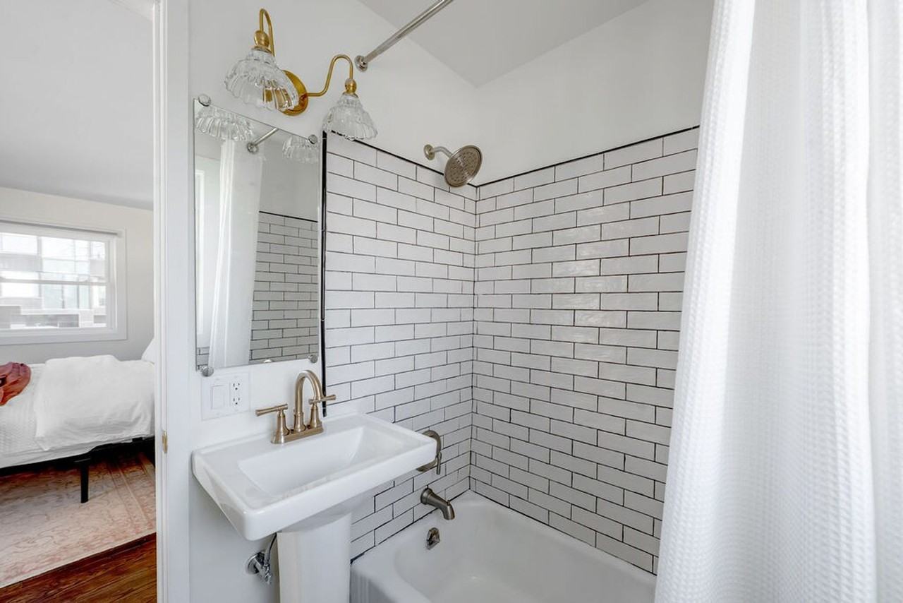 113 S Henry St #1468341P - Photo 7 of 12
