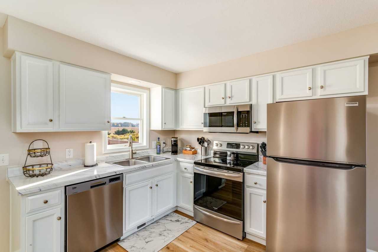 10268 Cleveland Rd #1496129P - Photo 6 of 35