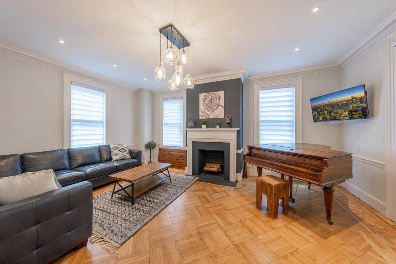 139 W 4th Ave #1495028P - Photo 2 of 50