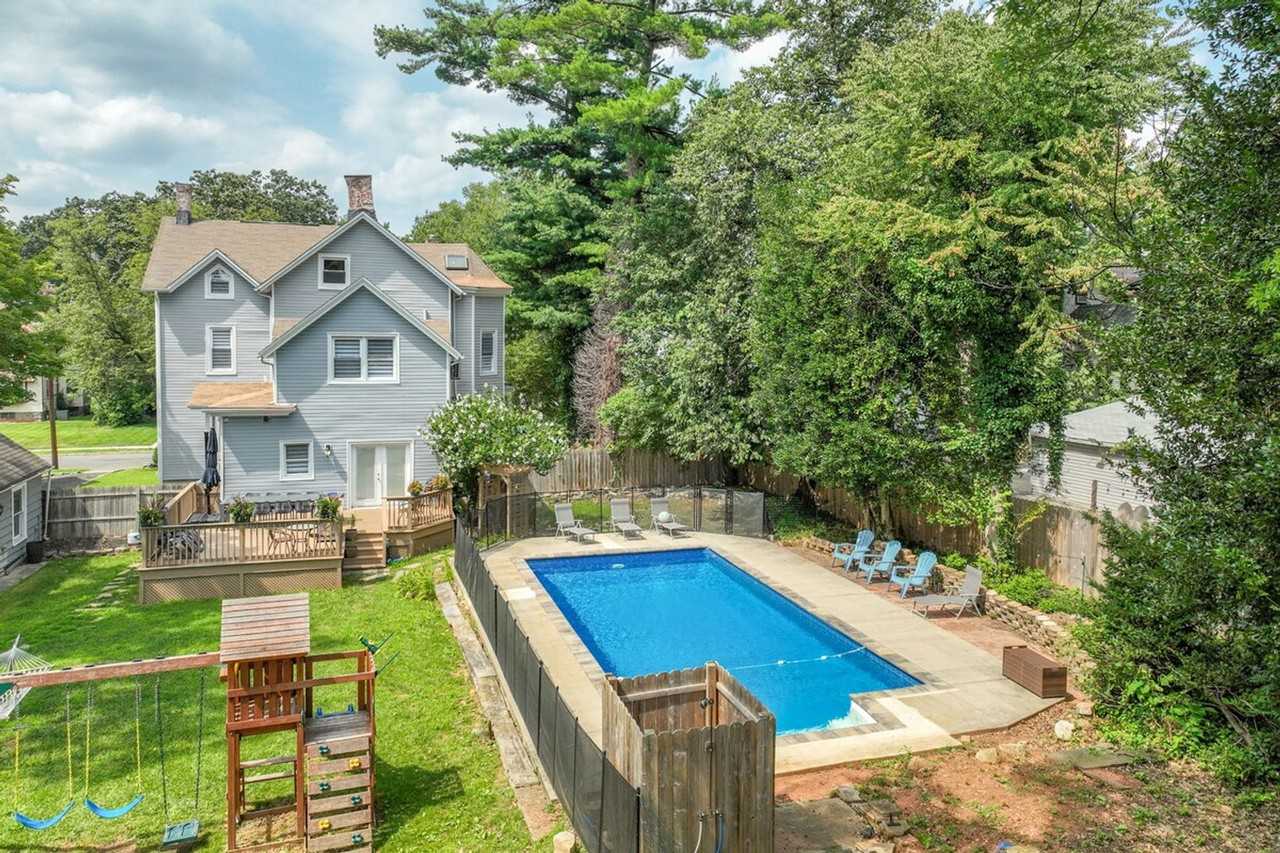 139 W 4th Ave #1495028P - Photo 6 of 50