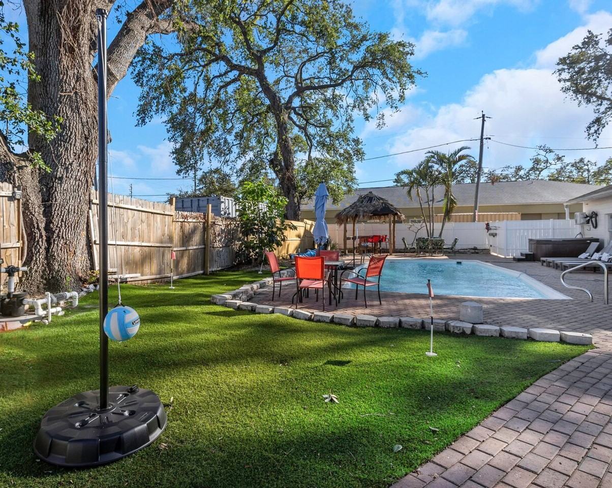 10755 Clara Ln #1495039P - Photo 7 of 50