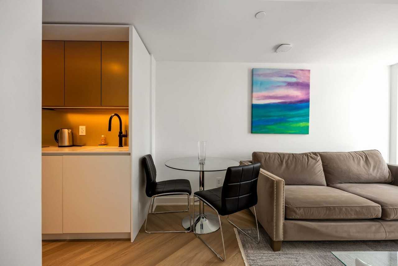 225 Adelaide St W #1357616P - Photo 2 of 17