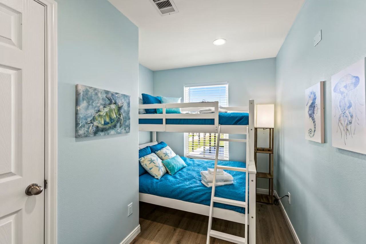 1062 Cedar Ln #1466498P - Photo 3 of 28