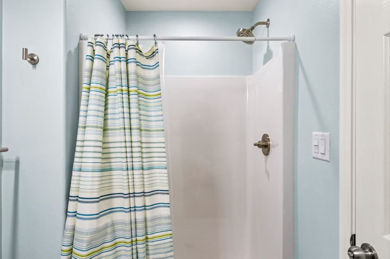 1062 Cedar Ln #1466498P - Photo 5 of 28