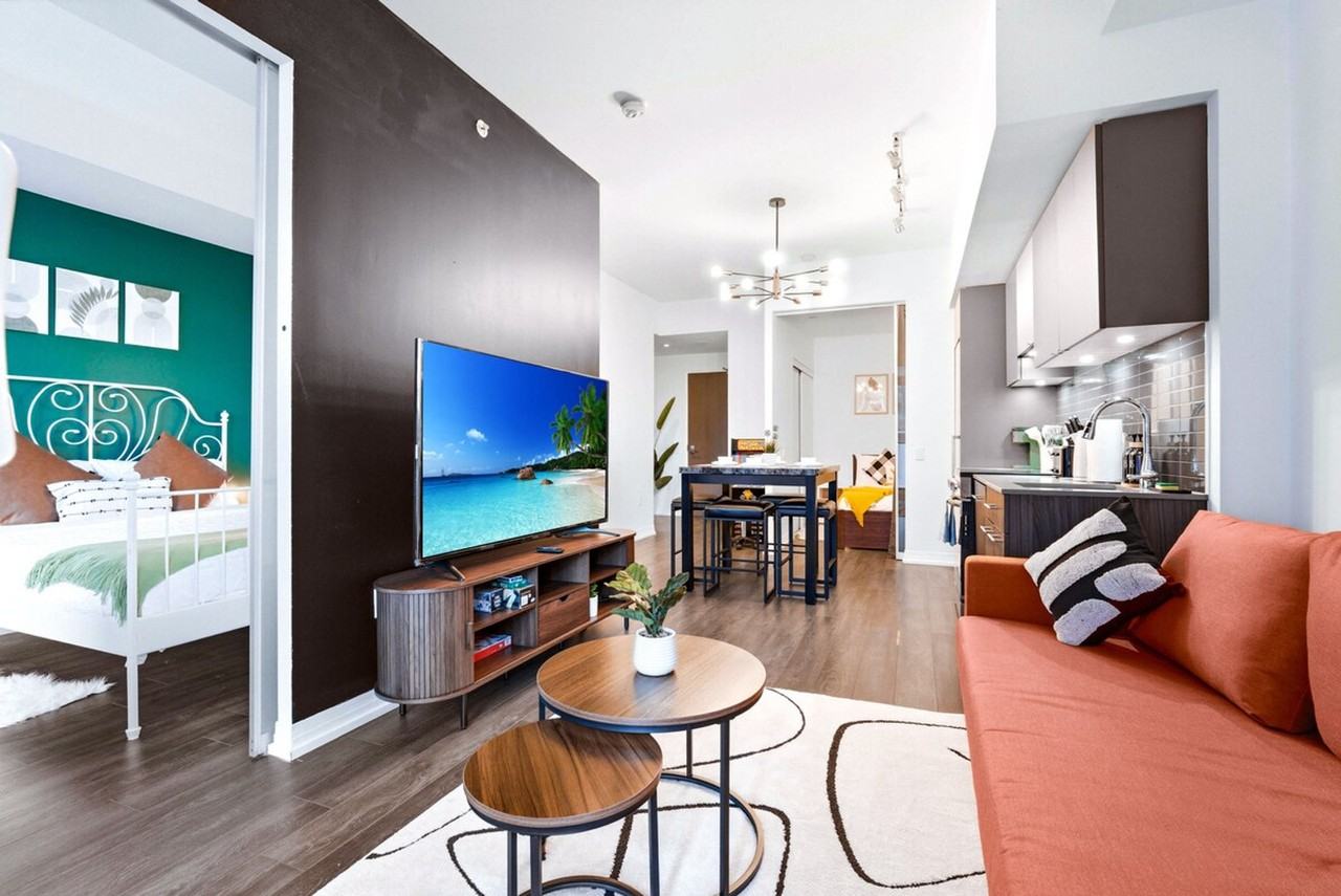 186 Jarvis St #1500036P - Photo 6 of 40