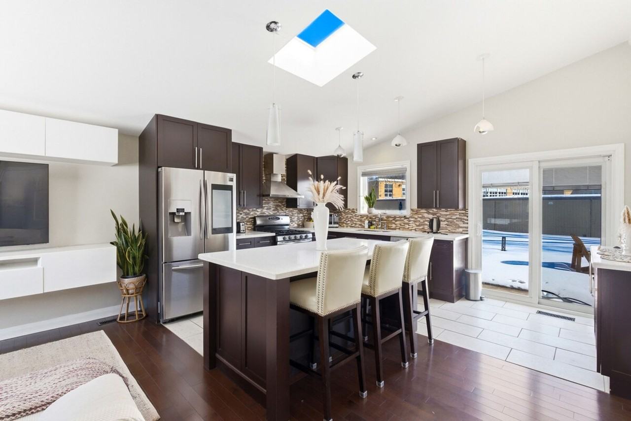 3210 Lawrence Ave E #1501597P - Photo 2 of 50